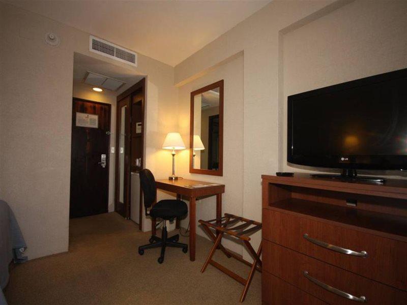 Quality Inn El Portal San Juan Exterior photo